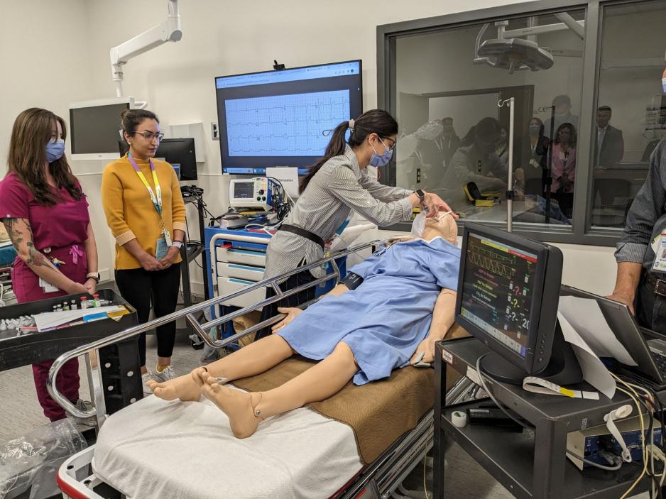 Staff members participating in a skills lab in the Simulation Lab in The Rands Family Simulation Centre.